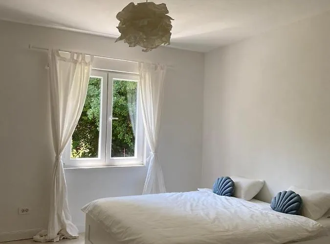 Spacious Seaview Terrace - Free Parking- Lovran