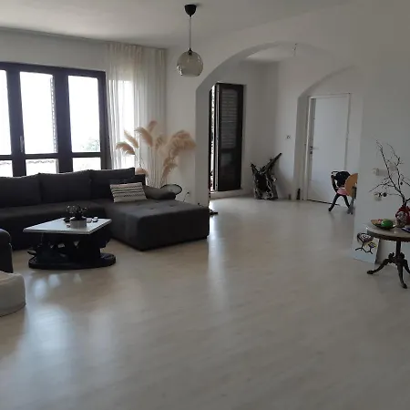 Apartment Spacious Seaview Terrace - Free Parking- Lovran